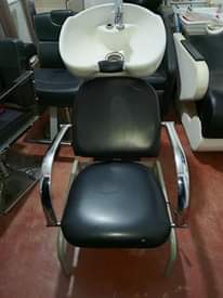 A picture of Salon sink