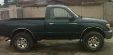 A picture of Toks Toyota Tacoma 1999model For 630 000
