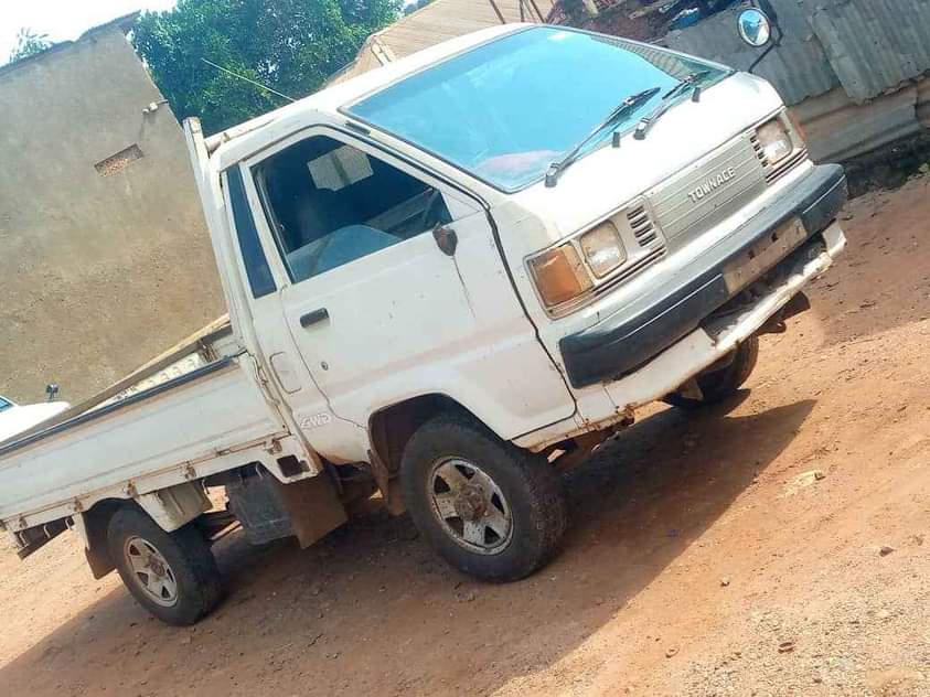 A picture of Car on sale townace