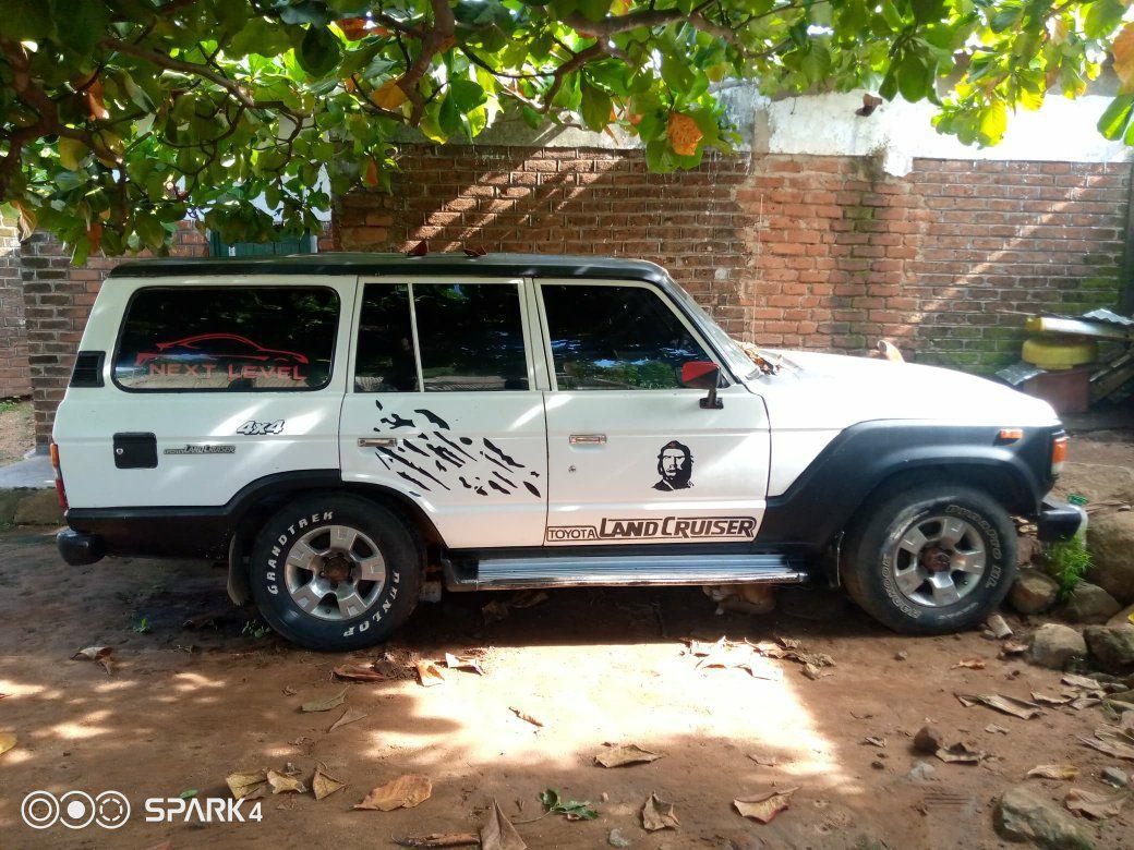 toyota land cruiser