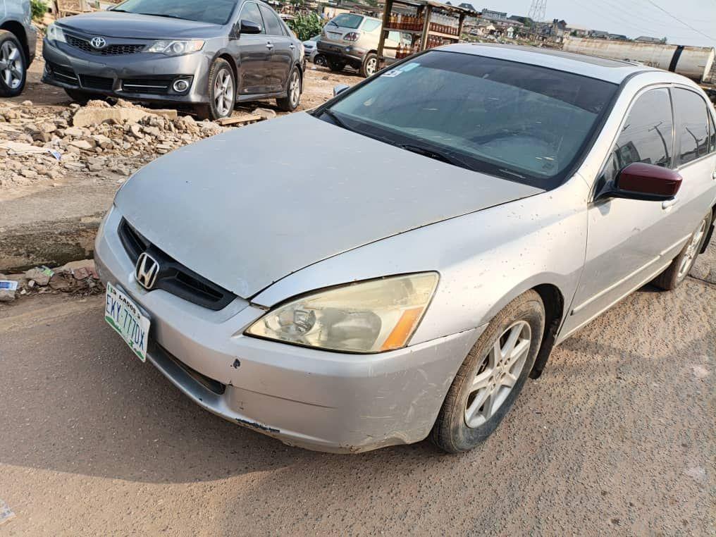 A picture of Honda EOD 2005 model first body