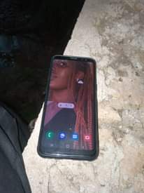 A picture of s8 bado mpya gb64 ram4