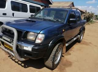 used nissan hardbody