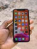 A picture of Iphone xs plain