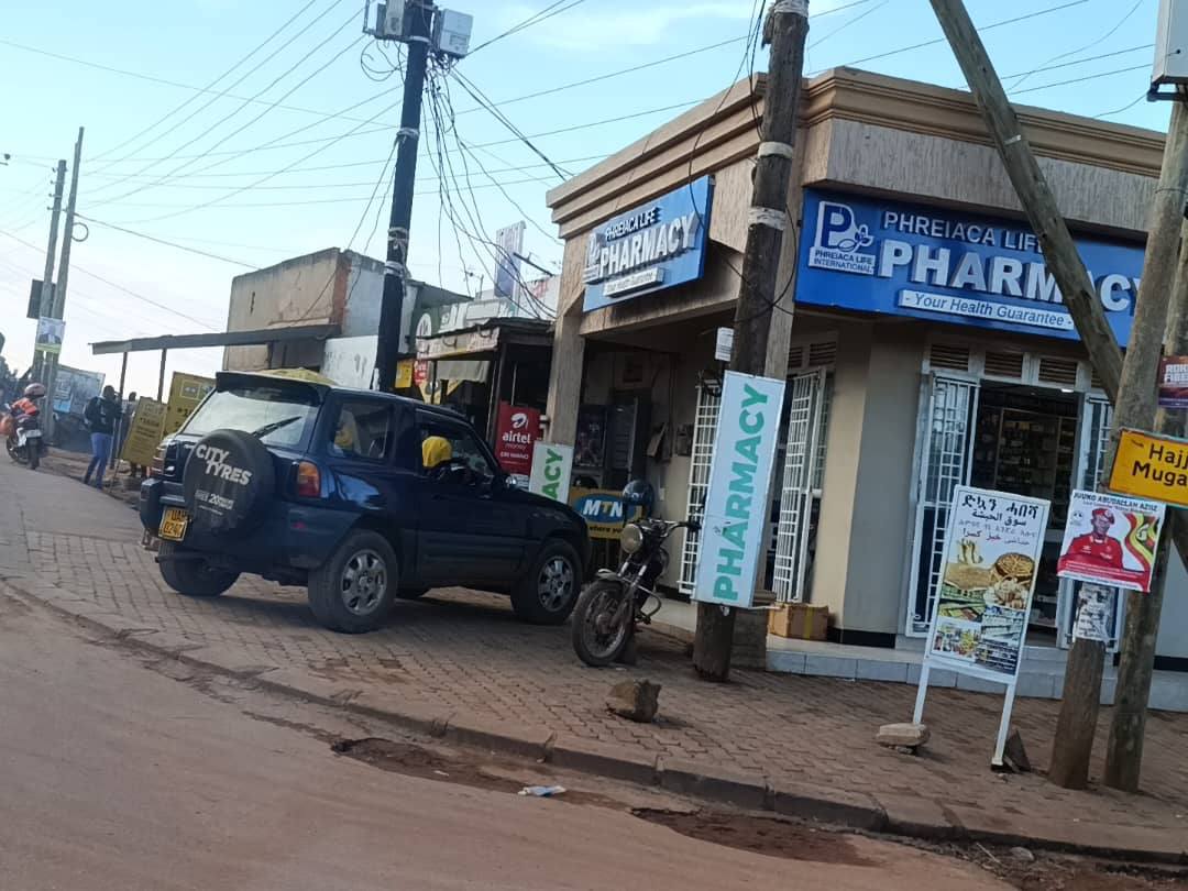 A picture of Nice Shops for sale in Muyenga 400M monthly income of