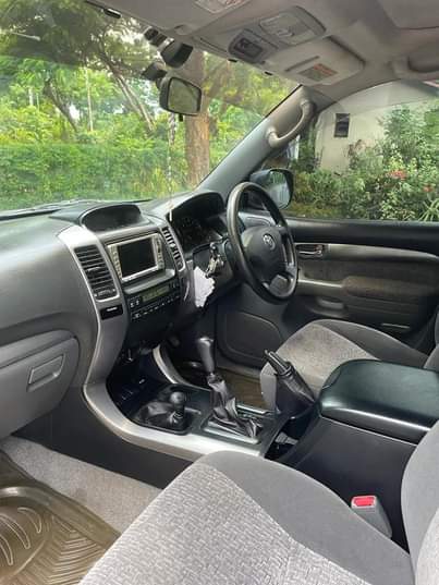 A picture of Toyota Prado tx