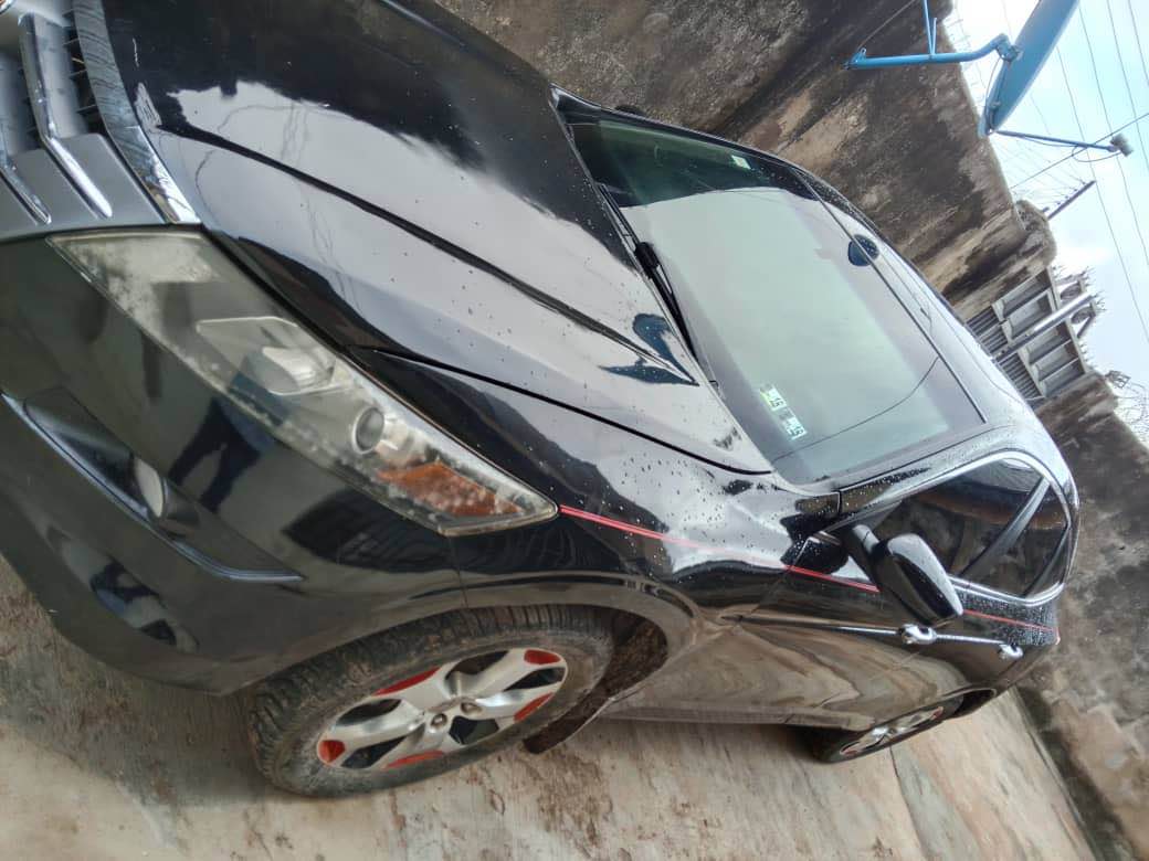A picture of Honda Crosstour 011