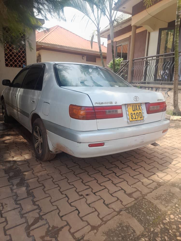 toyota premio
