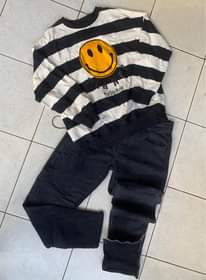 A picture of Follow me Instagram Big_majeans Tunauza nguo brand og