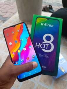 A picture of Infinix hot8 bei 100 000