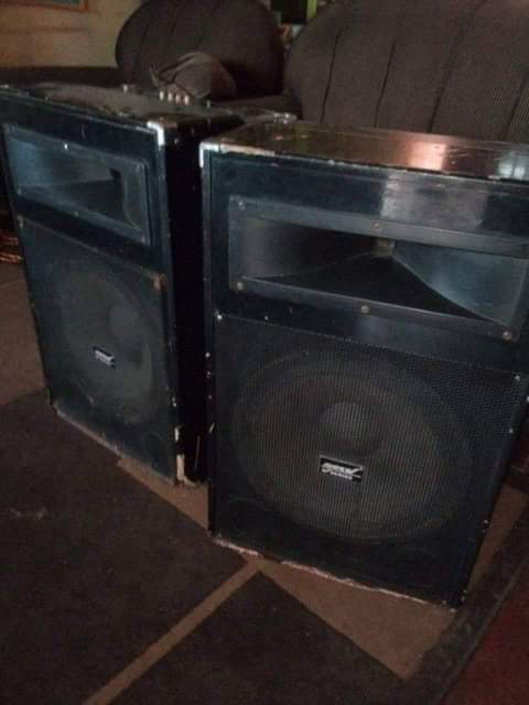 speakers