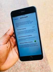 A picture of iPhone 6s Plus 64Gb at 200k