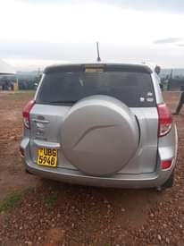 A picture of Toyota RAV4 model 2008 in good shape buy and drive