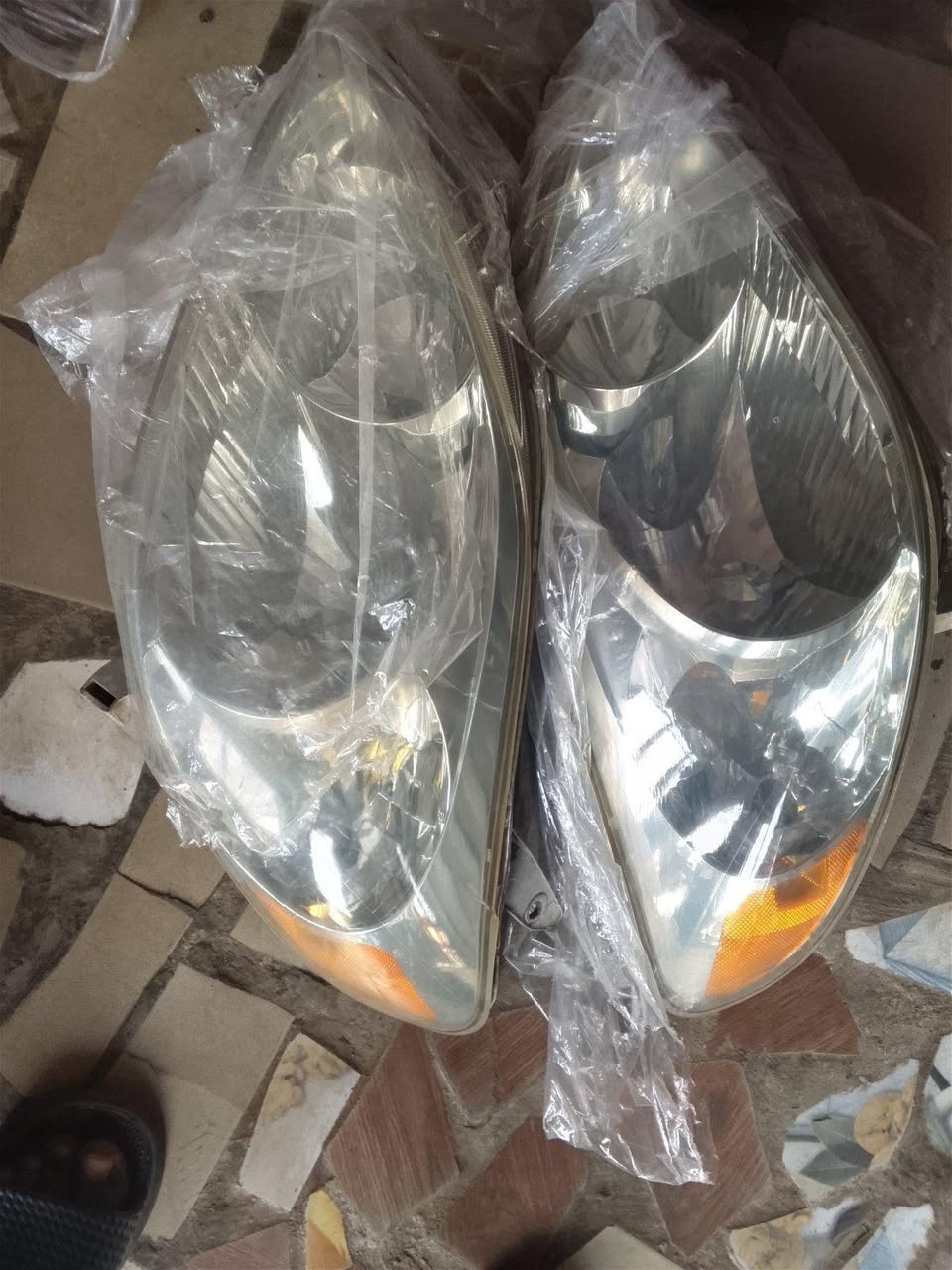 A picture of Headlights