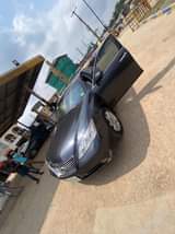 A picture of Awoof few months used Es350 2008