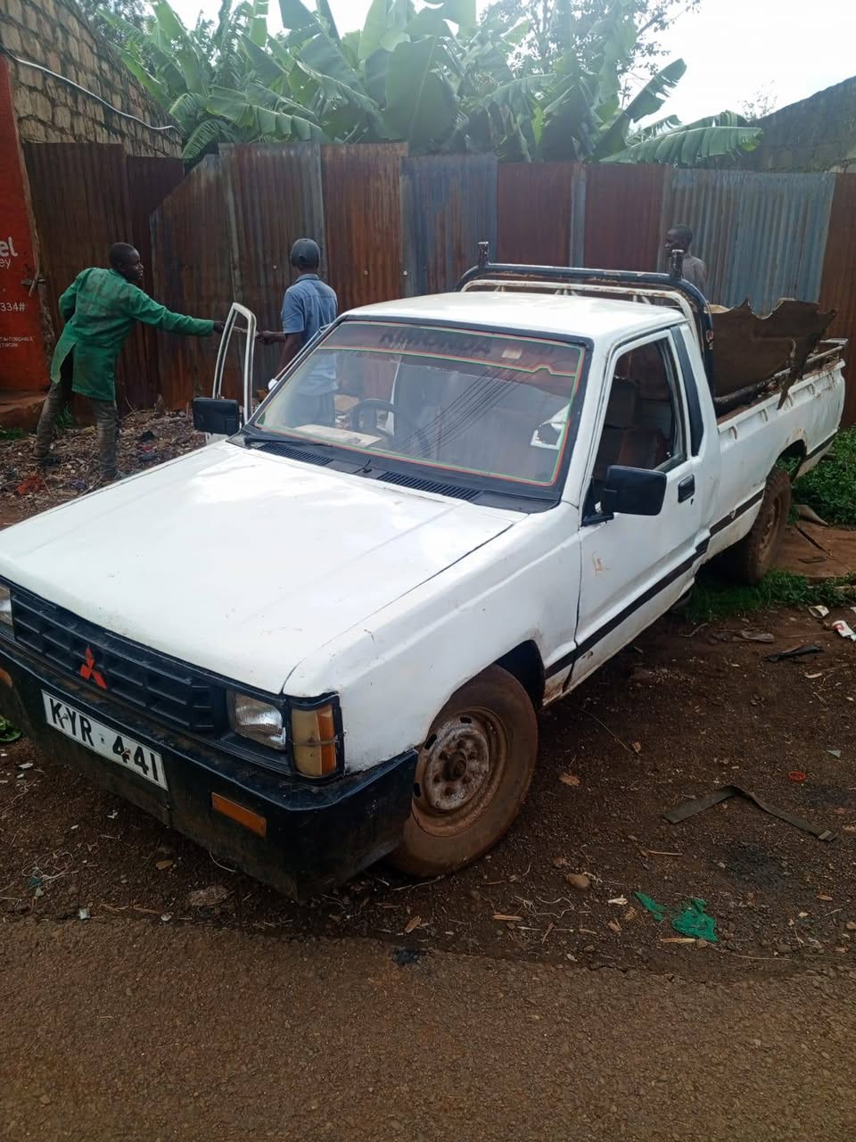 A picture of Lancer 90k 0716682857