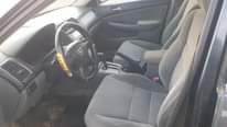 A picture of Honda Accord 2004 for sale.