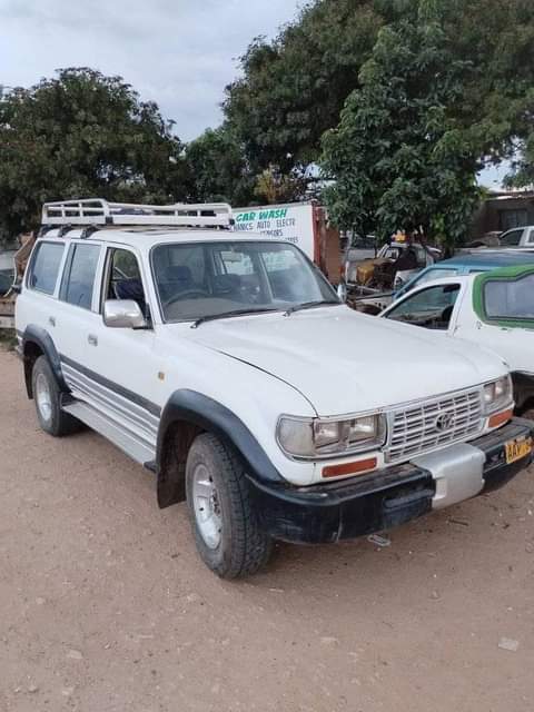 toyota land cruiser