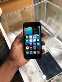 A picture of iPhone 7PLN 128GB CLEAN
