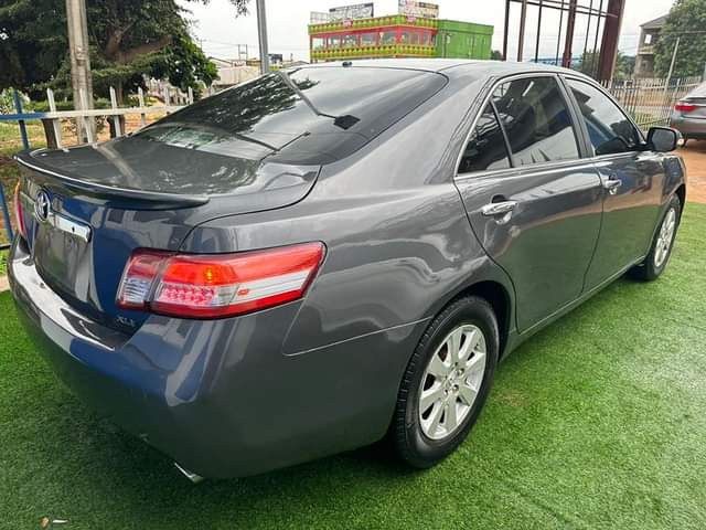 A picture of Toyota Camry XLE V6 2010 Registered First body Highest Grade
