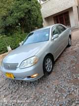 A picture of Toyota grand mark II milion 5.7 Ipo mwanza Engine safi