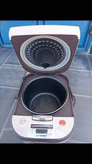 A picture of RICE COOKER KILO MBILI YA KISASA ELFU 65 TU IPO