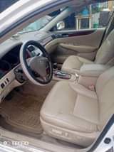 A picture of Lexus Es330