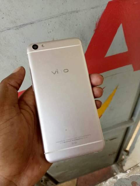 A picture of VIVO X7