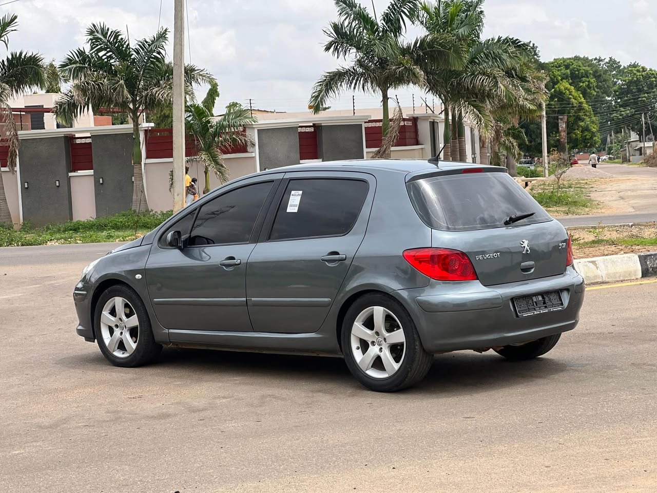 A picture of Peugeot 307