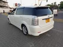 A picture of CALL0678682698 TOYOTA WISH YEAR 2006 ENGINE 1AZ VVTI CC1980 FULL