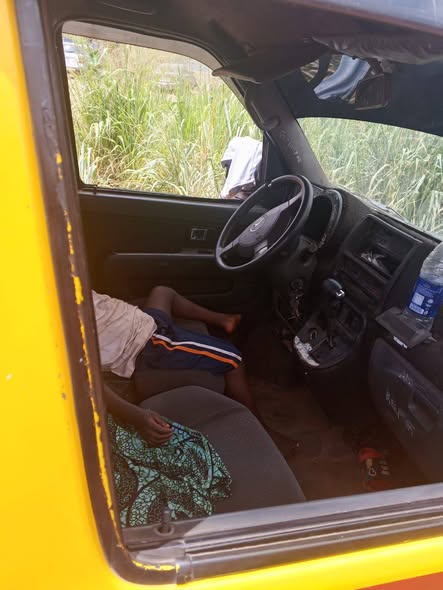 A picture of SHARP DEAL HIJET MINI BUS AUTOMATIC TRANSMISSION