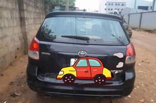 A picture of Toyota Matrix 2004