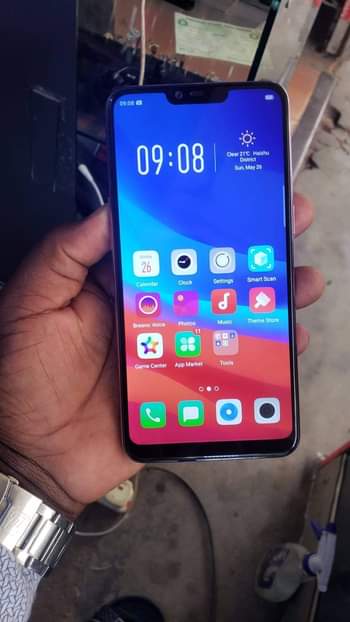 A picture of OPPO A5