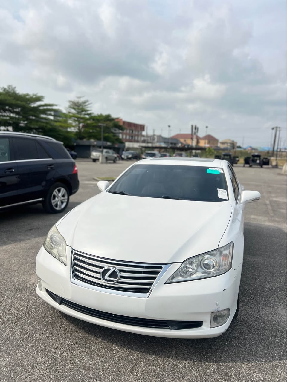 A picture of Es 350 Lexus 2011