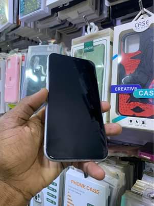 A picture of iPhone XR
