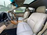 A picture of Another banger Rx330 2005 model Registered Engine gear Ac excellent
