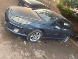 A picture of Peugeot 407 model 2007 automatic