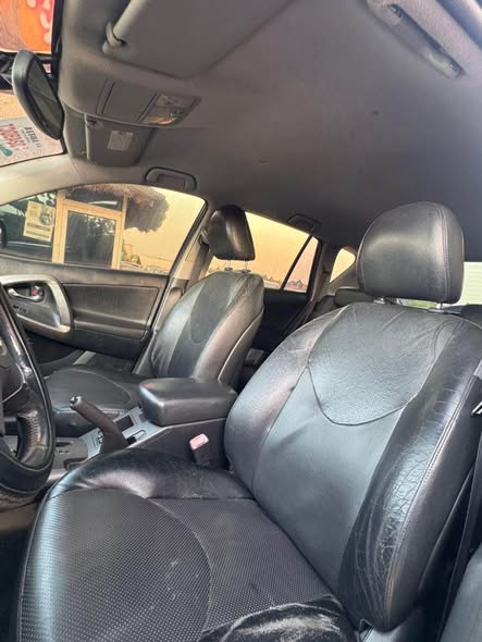 A picture of Fairly used 2011 Toyota RAV4 Black On Black small engine