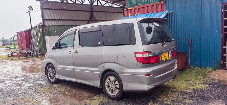 toyota alphard