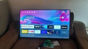 A picture of Hisense 43 smart tv for swaps call.