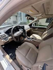 A picture of Mercedes benz c300 2010 toks 11.5m last last