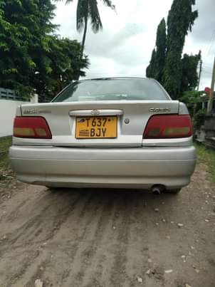 A picture of Toyota carina si