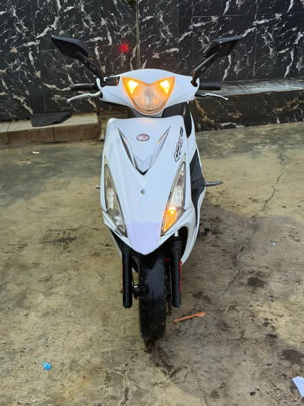 A picture of Kymco 125