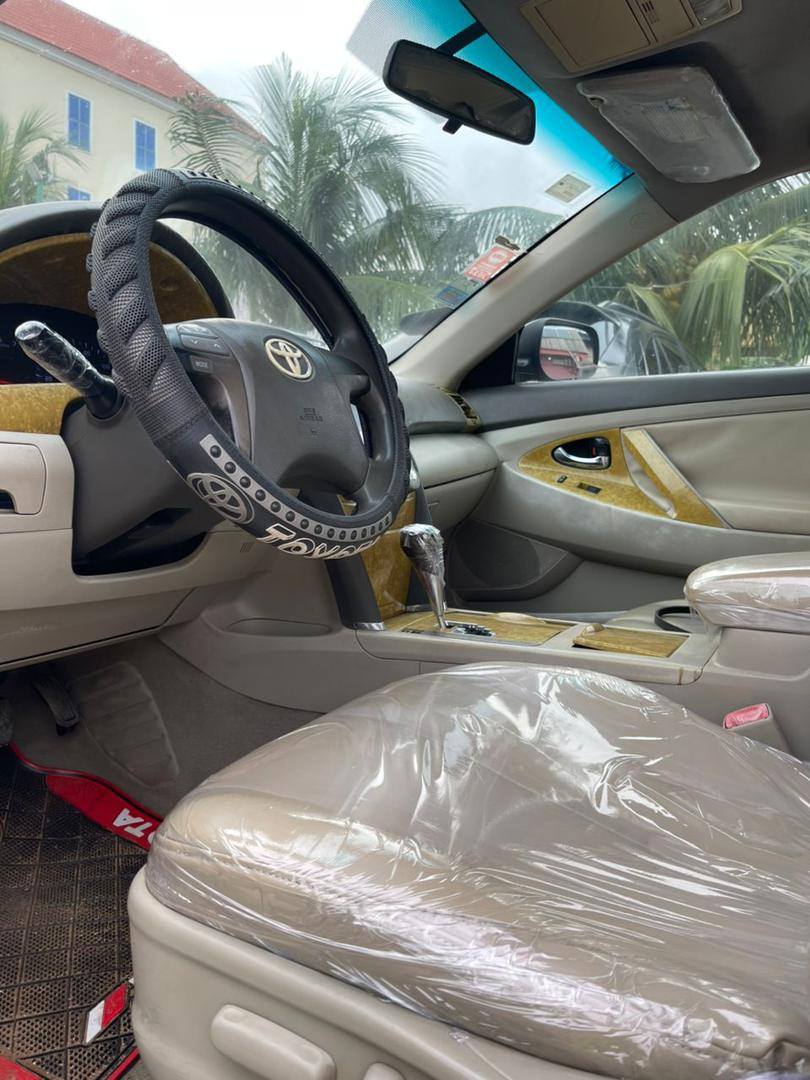 A picture of Camry 2010