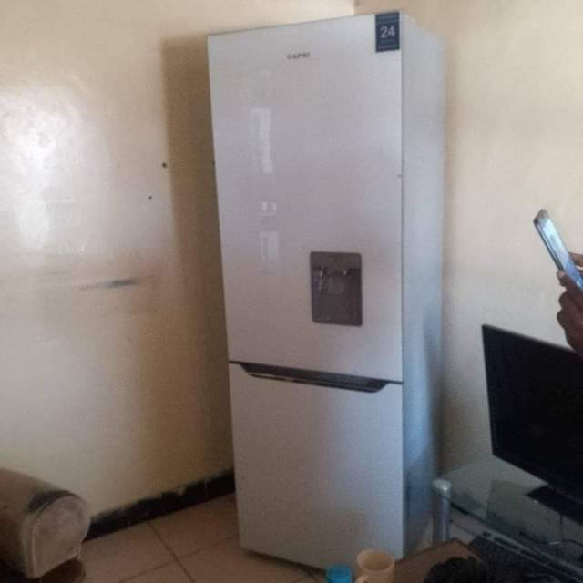 classifieds/fridges