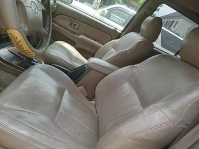 A picture of Extremely neat and sound 2001 02 Toyota 4runner straight and
