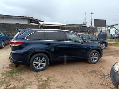A picture of Toyota Highlander 2015 model