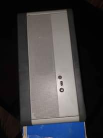A picture of Soundlink Bose 3 bluetooth speaker 150k