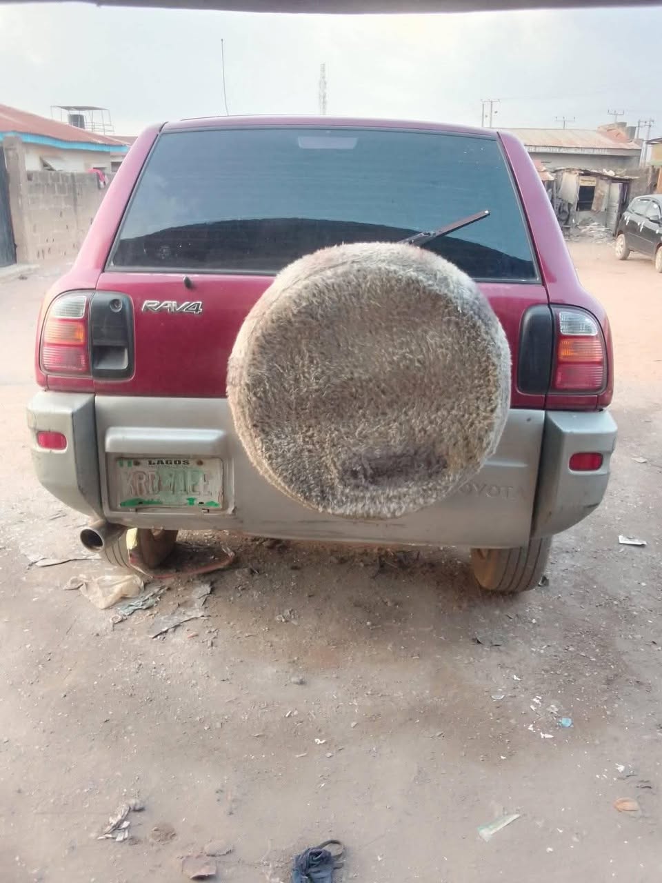 A picture of 2000 Toyota rav4
