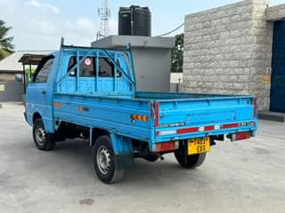 A picture of NISSAN VANETTE
